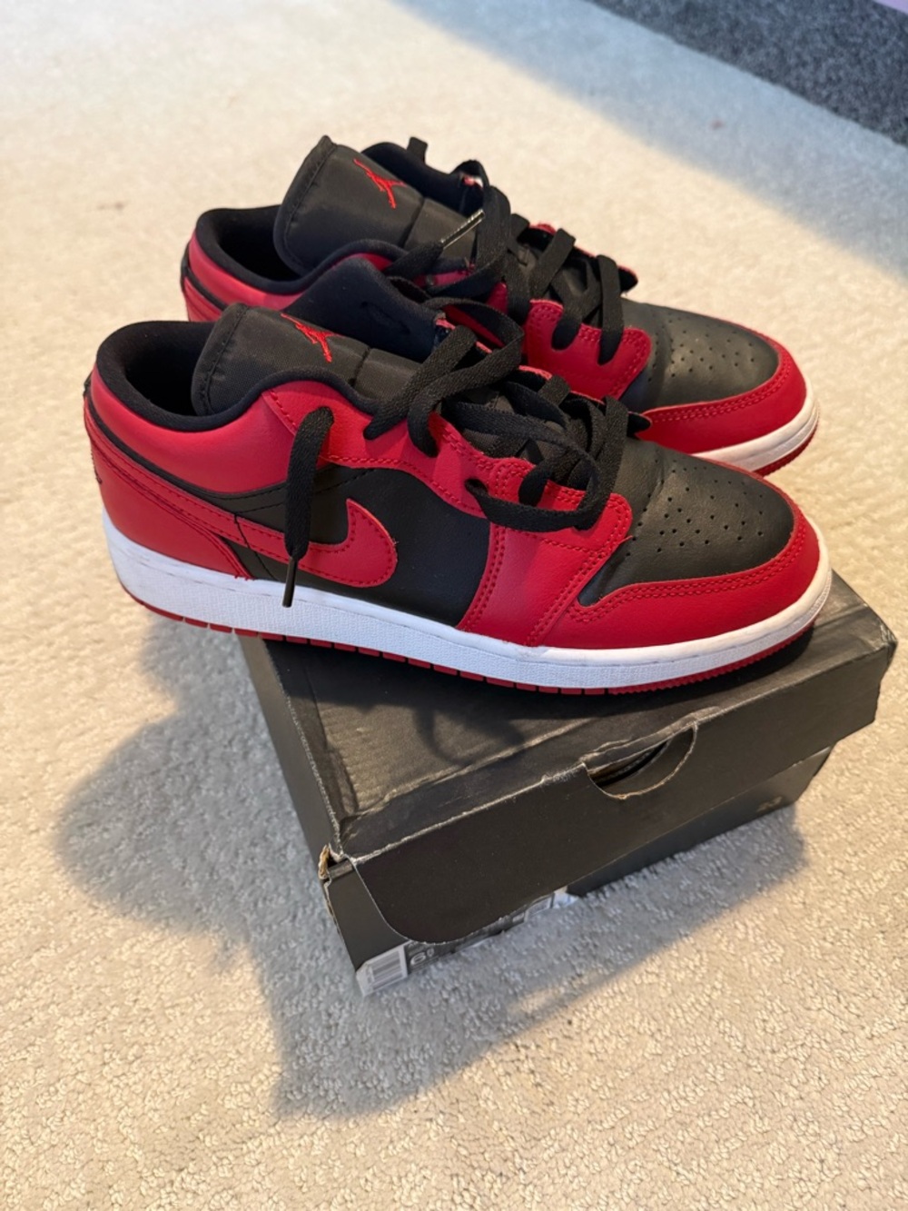 Jordan Kids Low Top Sneakers - Red and Black